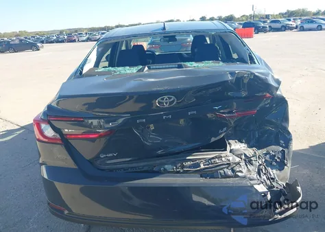 2025 Toyota Camry Le из США, поврежденный, VIN 4T1DAACK9SU024905